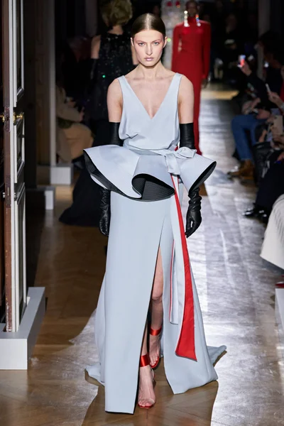 Look 52